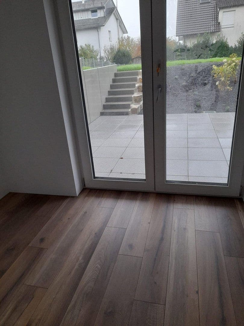 3 bedroom with open-plan kitchen flat to rent, 126 m², Neugartenstraße, Hagnau am Bodensee, Baden-Württemberg 3 bedroom with open-plan kitchen flat to rent, 126 m², Neugartenstraße, Hagnau am Bodensee, Baden-Württemberg