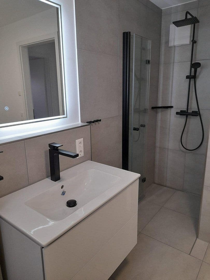 3 bedroom with open-plan kitchen flat to rent, 126 m², Neugartenstraße, Hagnau am Bodensee, Baden-Württemberg 3 bedroom with open-plan kitchen flat to rent, 126 m², Neugartenstraße, Hagnau am Bodensee, Baden-Württemberg