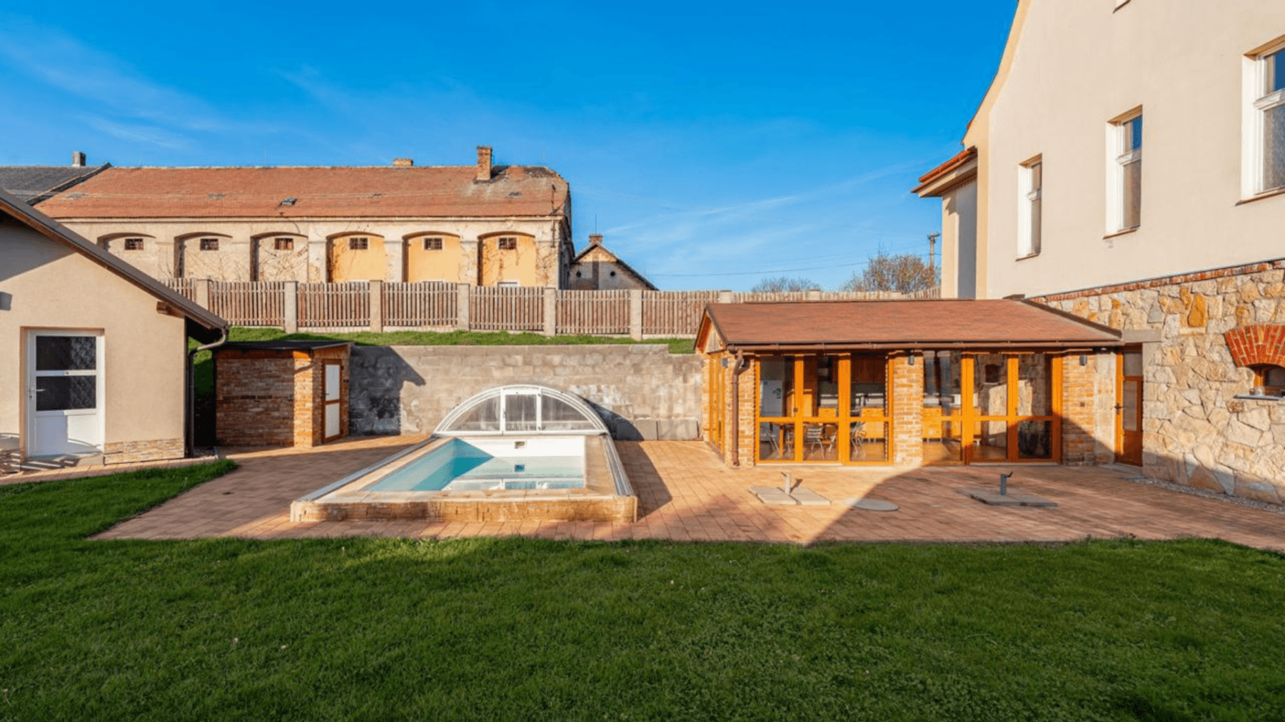 house for sale, 400 m², 1. máje, Vysoké Veselí, Královéhradecký Region house for sale, 400 m², 1. máje, Vysoké Veselí, Královéhradecký Region