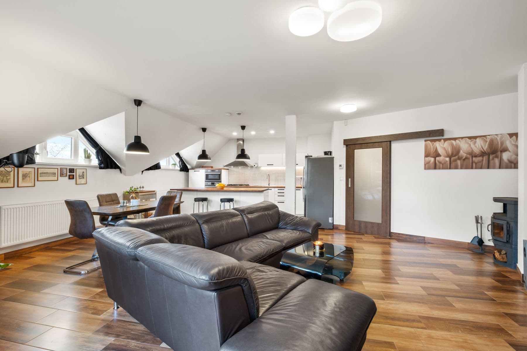 3 bedroom with open-plan kitchen flat for sale, 141 m², Podstránská, Brno, Jihomoravský Region 3 bedroom with open-plan kitchen flat for sale, 141 m², Podstránská, Brno, Jihomoravský Region