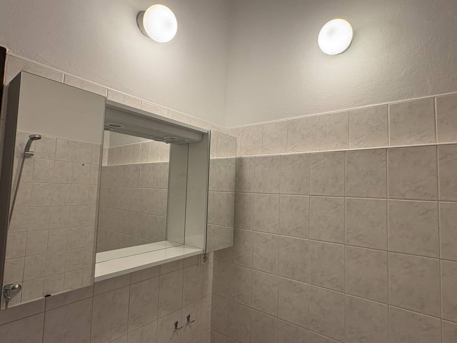 2 bedroom flat to rent, 51 m², Komunardů, Prague, Prague 2 bedroom flat to rent, 51 m², Komunardů, Prague, Prague