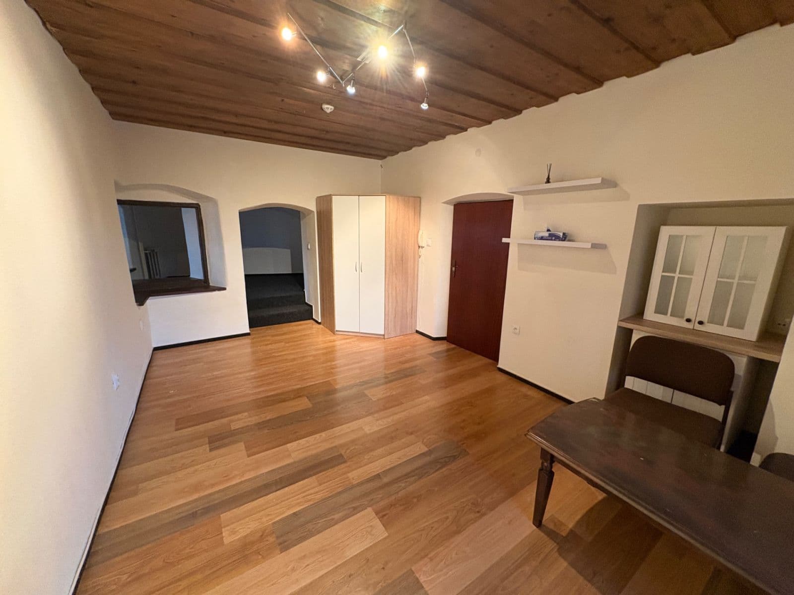 flat to rent, 40 m², Široká, České Budějovice, Jihočeský Region flat to rent, 40 m², Široká, České Budějovice, Jihočeský Region