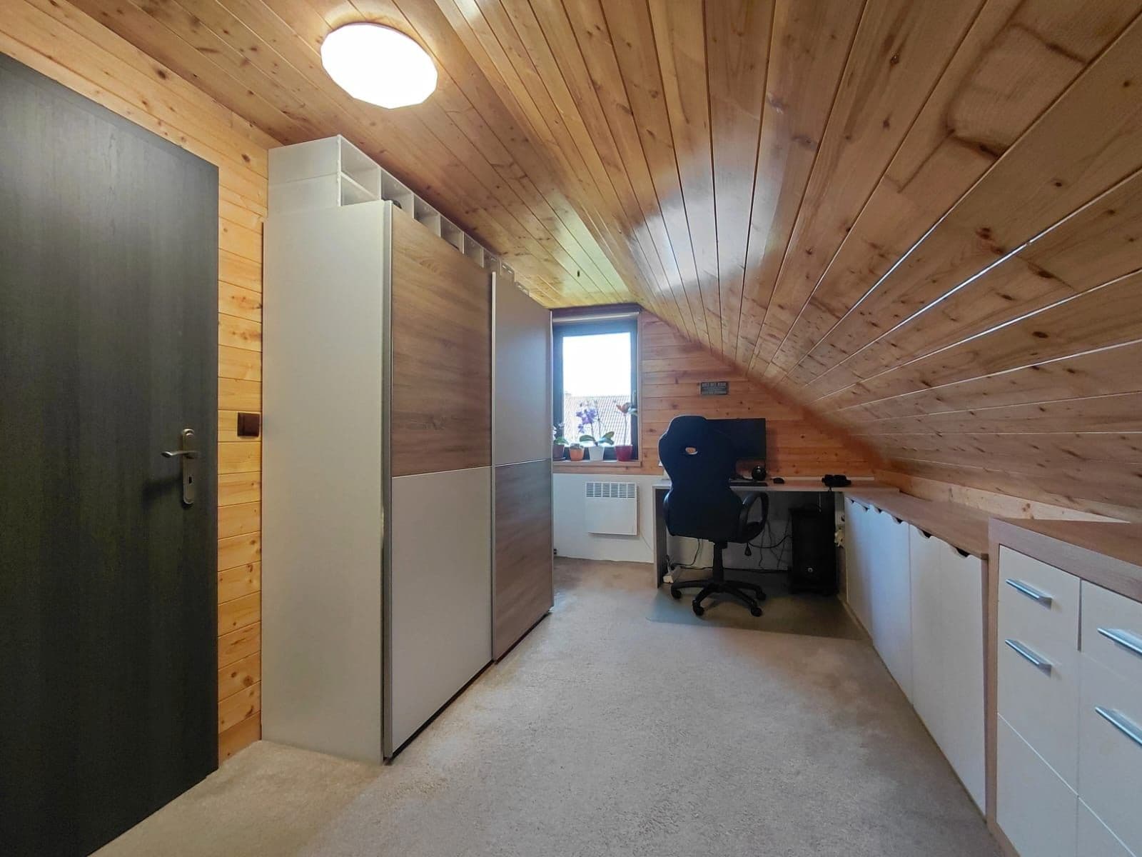 2 bedroom with open-plan kitchen flat to rent, 60 m², Kinských, Rožnov pod Radhoštěm, Zlínský Region 2 bedroom with open-plan kitchen flat to rent, 60 m², Kinských, Rožnov pod Radhoštěm, Zlínský Region