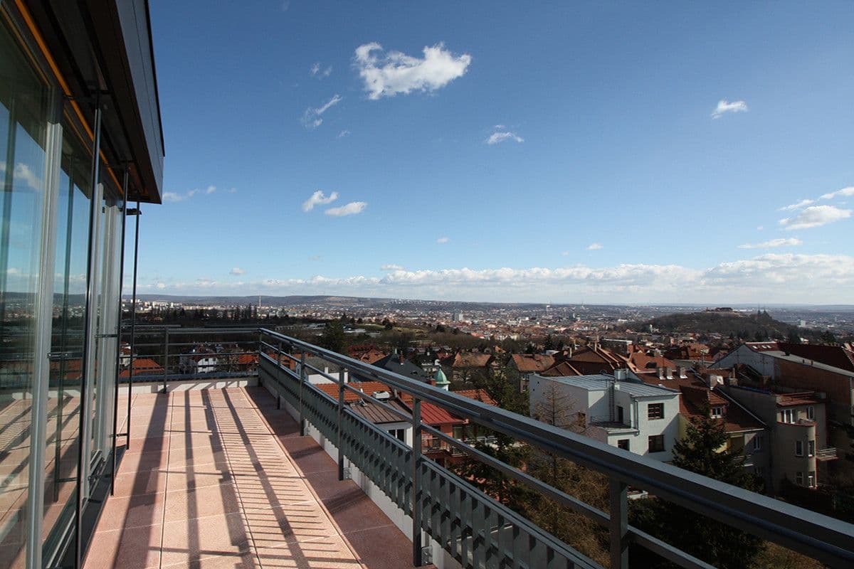 1 bedroom with open-plan kitchen flat to rent, 60 m², Soukopova, Brno, Jihomoravský Region 1 bedroom with open-plan kitchen flat to rent, 60 m², Soukopova, Brno, Jihomoravský Region