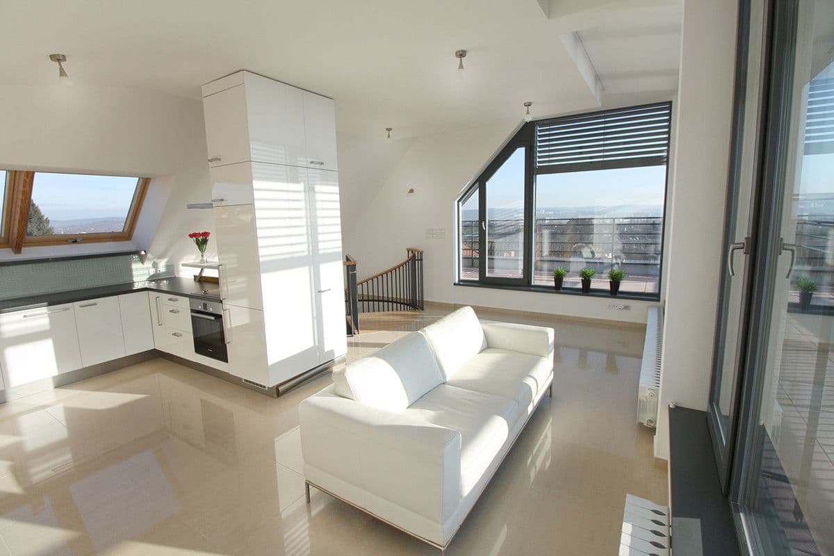 1 bedroom with open-plan kitchen flat to rent, 60 m², Soukopova, Brno, Jihomoravský Region 1 bedroom with open-plan kitchen flat to rent, 60 m², Soukopova, Brno, Jihomoravský Region