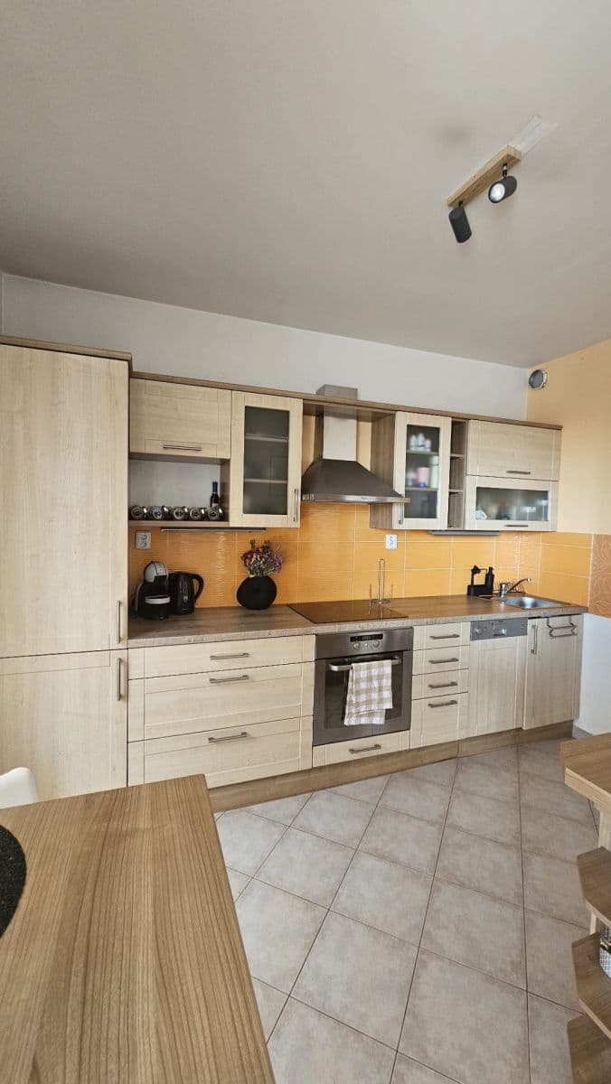 Studio flat to rent, 42 m², Sazovická, Prague, Prague Studio flat to rent, 42 m², Sazovická, Prague, Prague