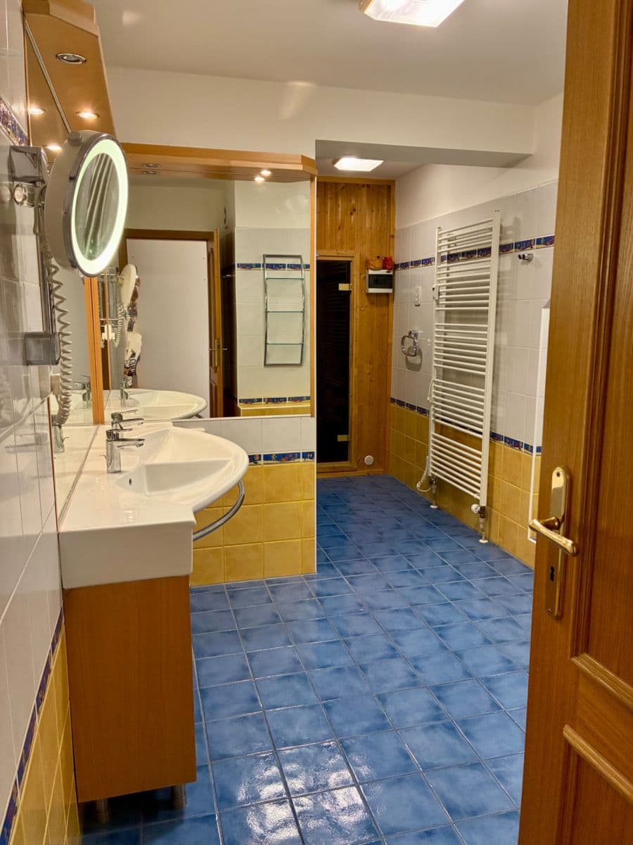 1 bedroom with open-plan kitchen flat to rent, 60 m², Českomalínská, Prague, Prague 1 bedroom with open-plan kitchen flat to rent, 60 m², Českomalínská, Prague, Prague