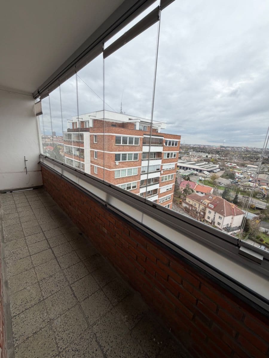 2 bedroom with open-plan kitchen flat to rent, 59 m², V Dolině, Prague, Prague 2 bedroom with open-plan kitchen flat to rent, 59 m², V Dolině, Prague, Prague