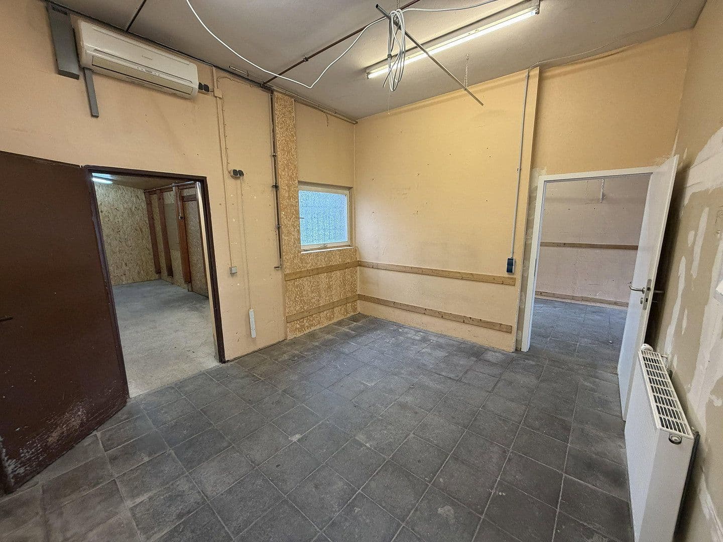 office to rent, 172 m², Ziegelsteinstraße 30, Nürnberg, Bavaria office to rent, 172 m², Ziegelsteinstraße 30, Nürnberg, Bavaria