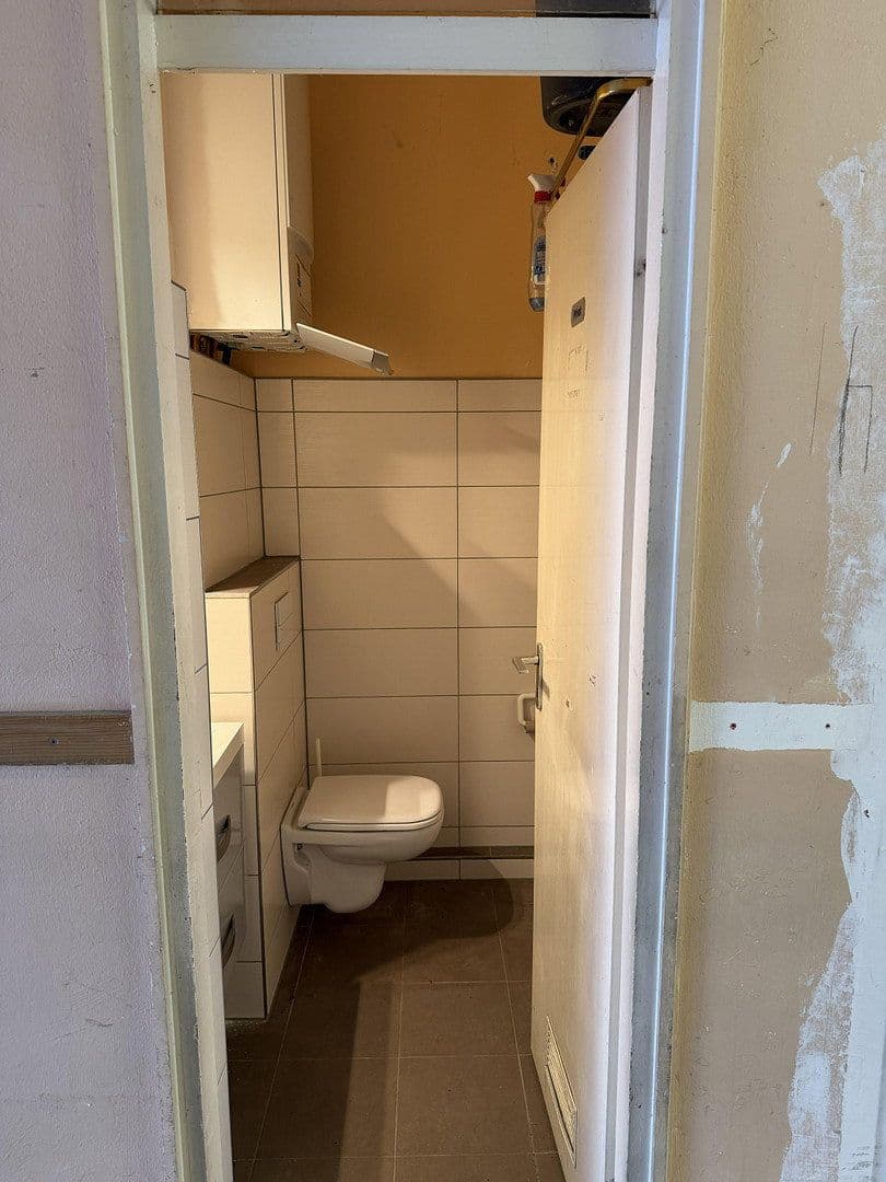 office to rent, 172 m², Ziegelsteinstraße 30, Nürnberg, Bavaria office to rent, 172 m², Ziegelsteinstraße 30, Nürnberg, Bavaria