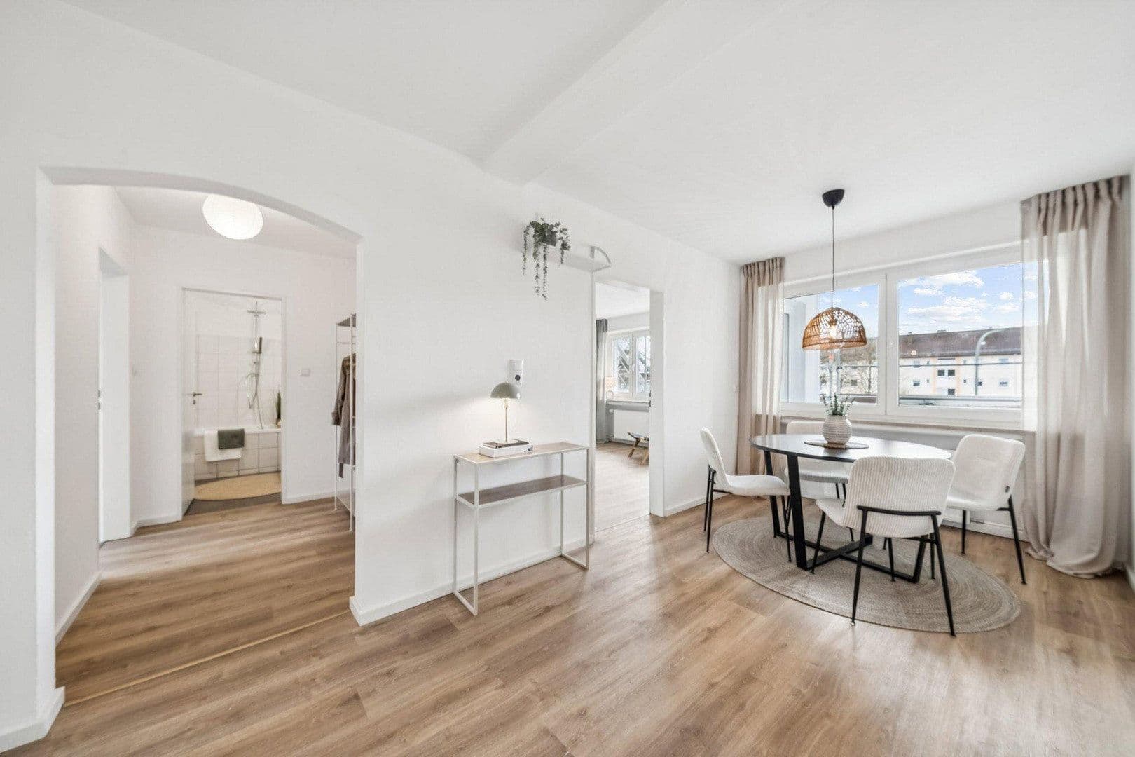 3 bedroom with open-plan kitchen flat for sale, 97 m², Königsbrunn, Bavaria 3 bedroom with open-plan kitchen flat for sale, 97 m², Königsbrunn, Bavaria