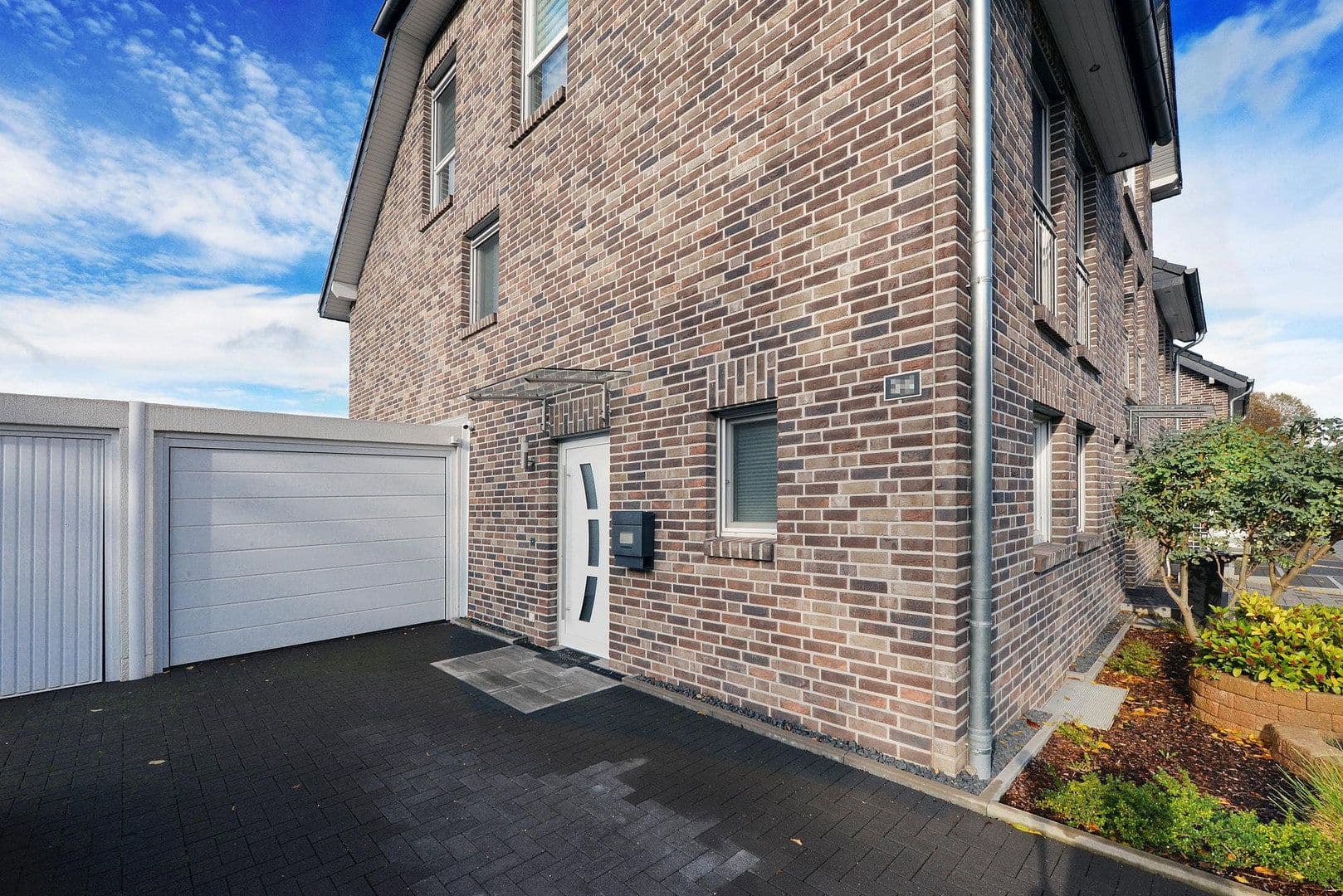 house for sale, 119 m², Günterstr. 56, Duisburg, North Rhine-Westphalia house for sale, 119 m², Günterstr. 56, Duisburg, North Rhine-Westphalia