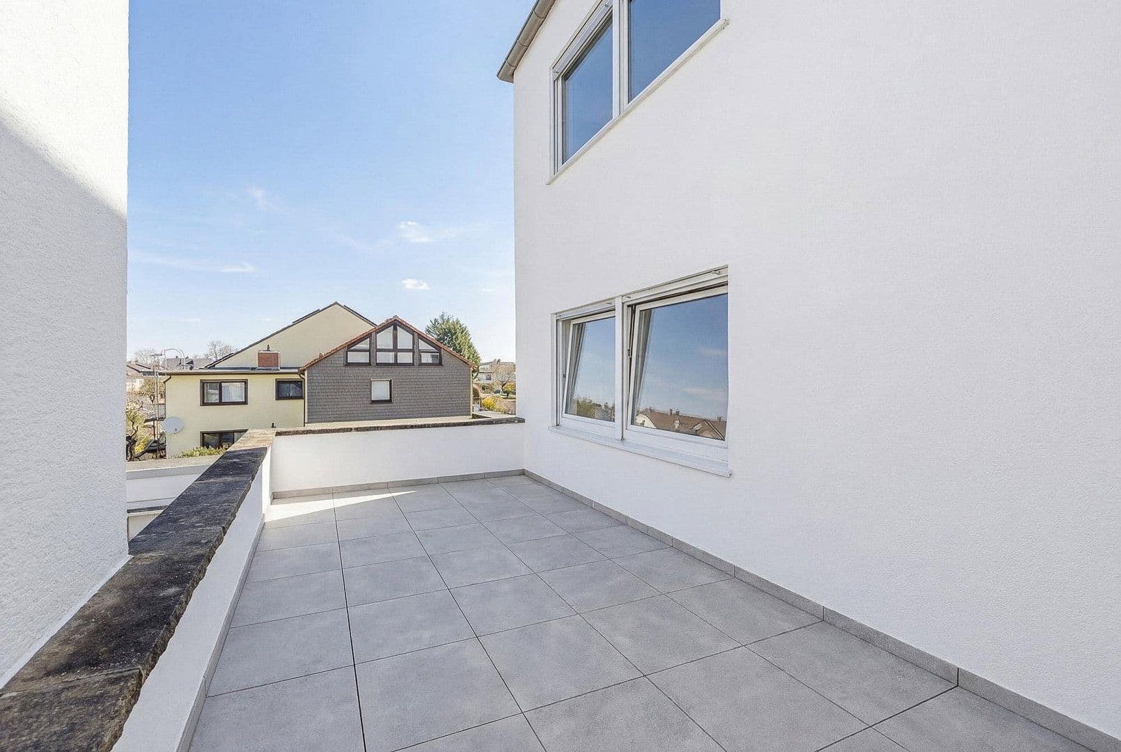 3 bedroom with open-plan kitchen flat to rent, 109 m², Plankstadt, Baden-Württemberg 3 bedroom with open-plan kitchen flat to rent, 109 m², Plankstadt, Baden-Württemberg