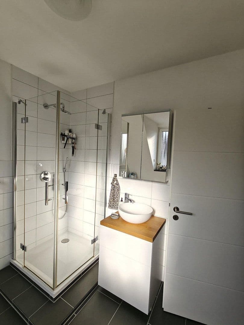 2 bedroom with open-plan kitchen flat for sale, 87 m², Dinslaken, North Rhine-Westphalia 2 bedroom with open-plan kitchen flat for sale, 87 m², Dinslaken, North Rhine-Westphalia