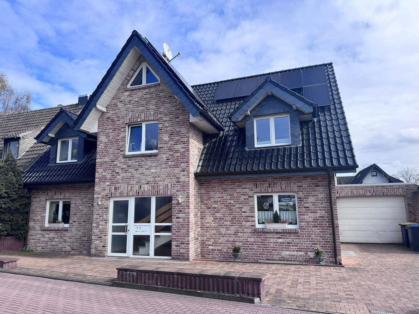 2 bedroom with open-plan kitchen flat for sale, 87 m², Dinslaken, North Rhine-Westphalia 2 bedroom with open-plan kitchen flat for sale, 87 m², Dinslaken, North Rhine-Westphalia