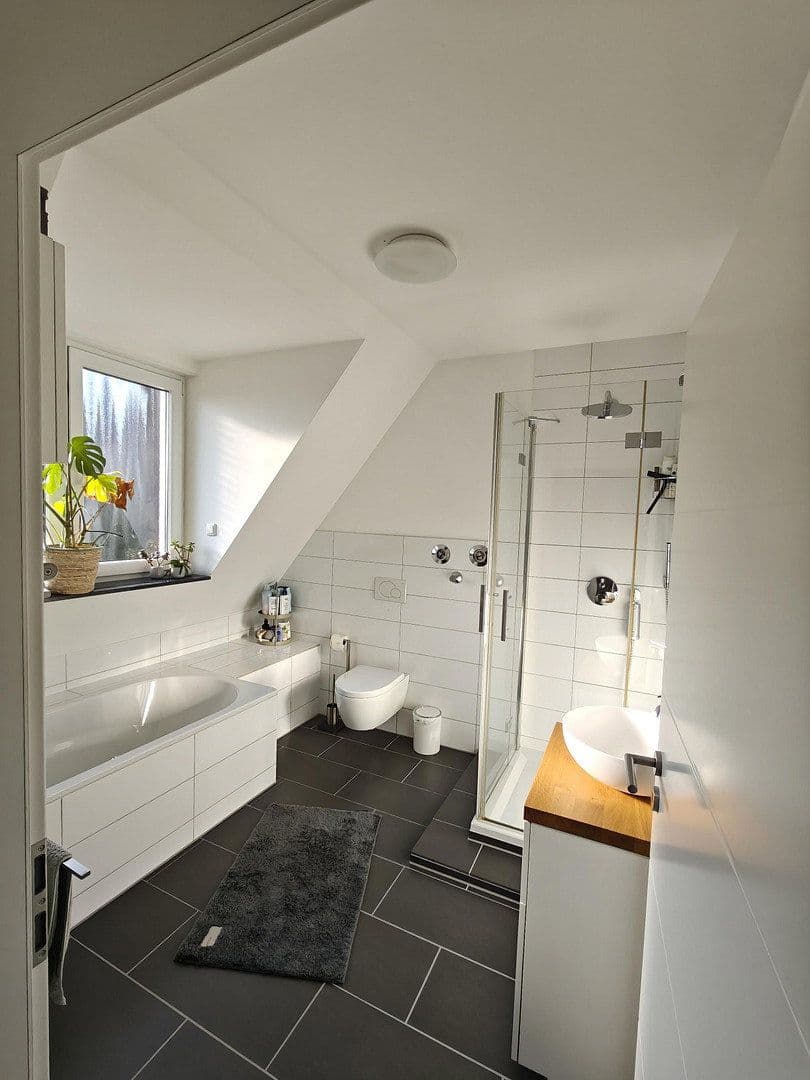 2 bedroom with open-plan kitchen flat for sale, 87 m², Dinslaken, North Rhine-Westphalia 2 bedroom with open-plan kitchen flat for sale, 87 m², Dinslaken, North Rhine-Westphalia