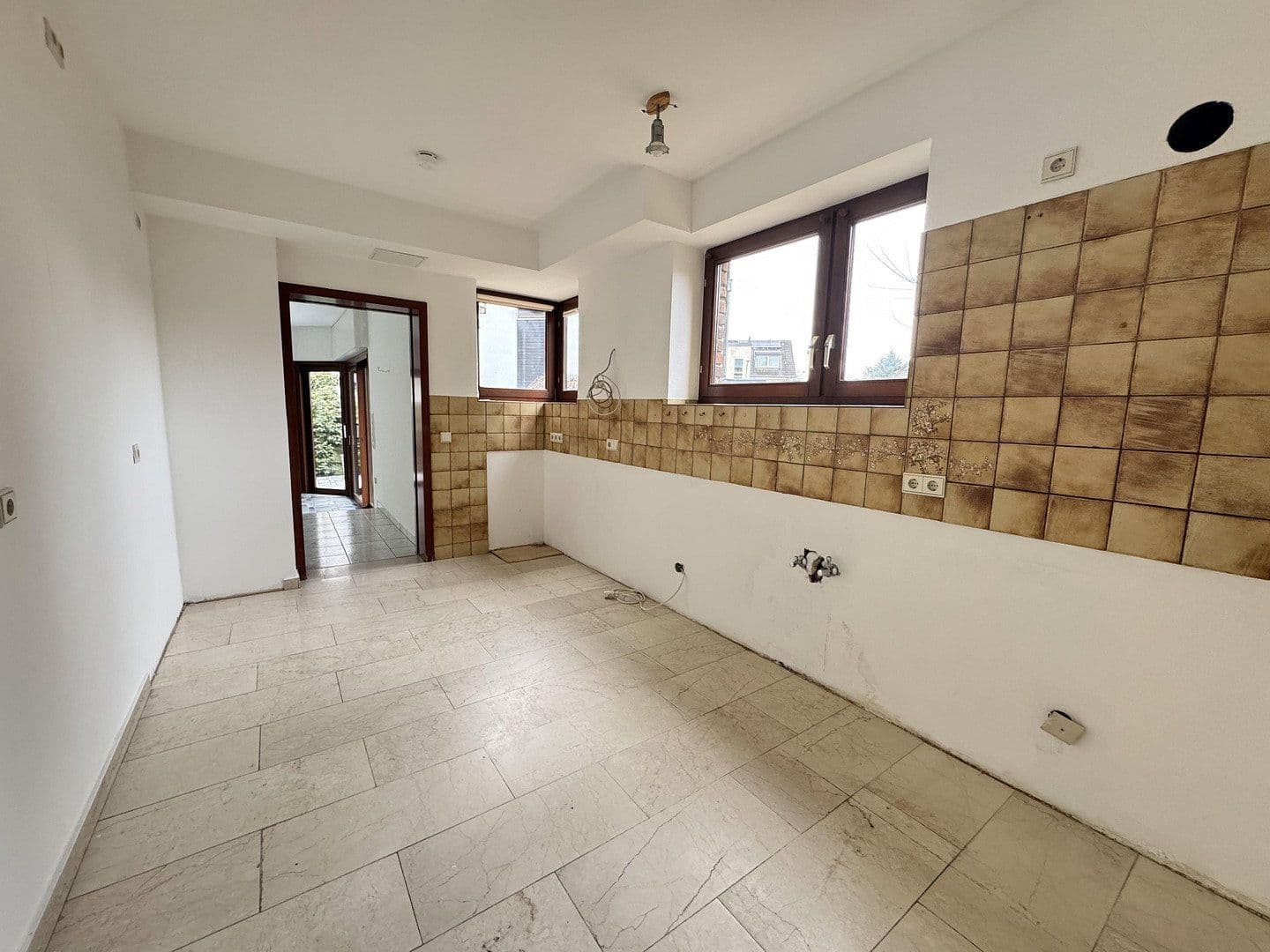 3 bedroom flat to rent, 109 m², Drosselweg 47, Bergisch Gladbach, North Rhine-Westphalia 3 bedroom flat to rent, 109 m², Drosselweg 47, Bergisch Gladbach, North Rhine-Westphalia