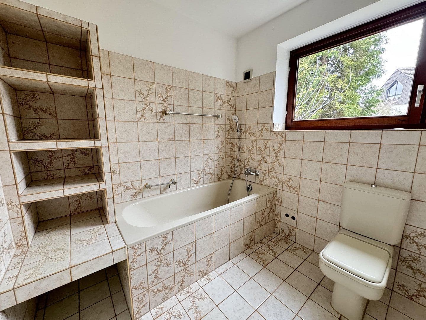 3 bedroom flat to rent, 109 m², Drosselweg 47, Bergisch Gladbach, North Rhine-Westphalia 3 bedroom flat to rent, 109 m², Drosselweg 47, Bergisch Gladbach, North Rhine-Westphalia