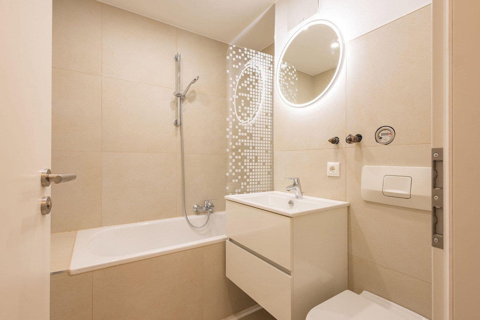 1 bedroom flat to rent, 33 m², Schleißheimer Str. 207, München, Bavaria 1 bedroom flat to rent, 33 m², Schleißheimer Str. 207, München, Bavaria