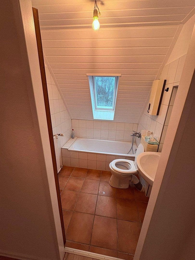 3 bedroom flat to rent, 50 m², In der Wüste 39, Leverkusen, North Rhine-Westphalia 3 bedroom flat to rent, 50 m², In der Wüste 39, Leverkusen, North Rhine-Westphalia