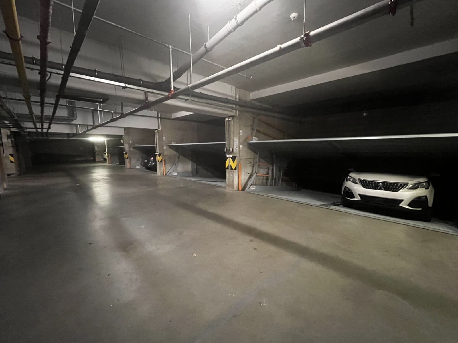 garage to rent, 10 m², Františka Kadlece, Prague, Prague garage to rent, 10 m², Františka Kadlece, Prague, Prague