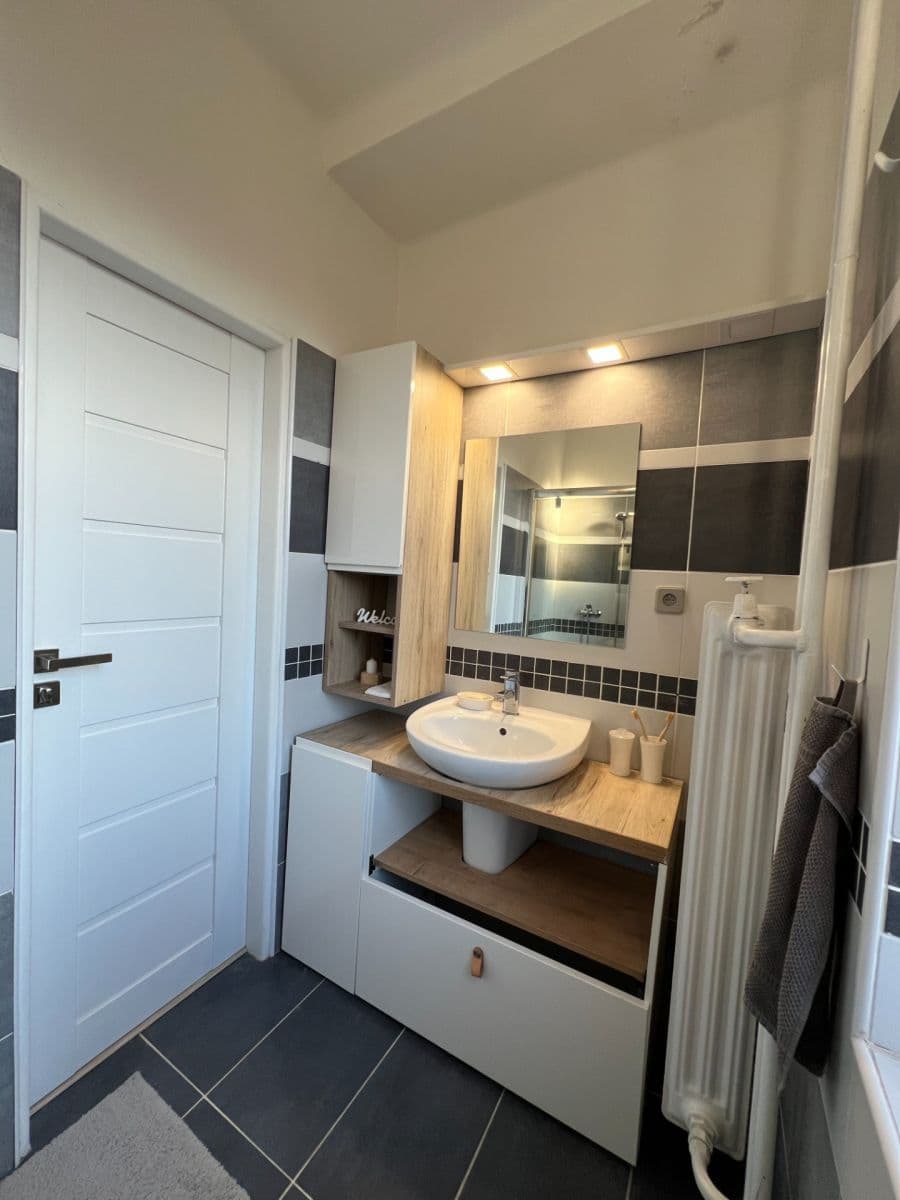 house to rent, 90 m², 28. října, Opava, Moravskoslezský Region house to rent, 90 m², 28. října, Opava, Moravskoslezský Region