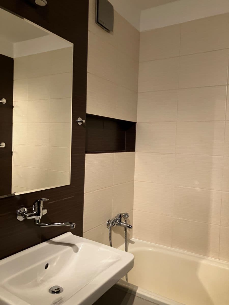 3 bedroom flat for sale, 92 m², Aubrechtové, Prague, Prague 3 bedroom flat for sale, 92 m², Aubrechtové, Prague, Prague