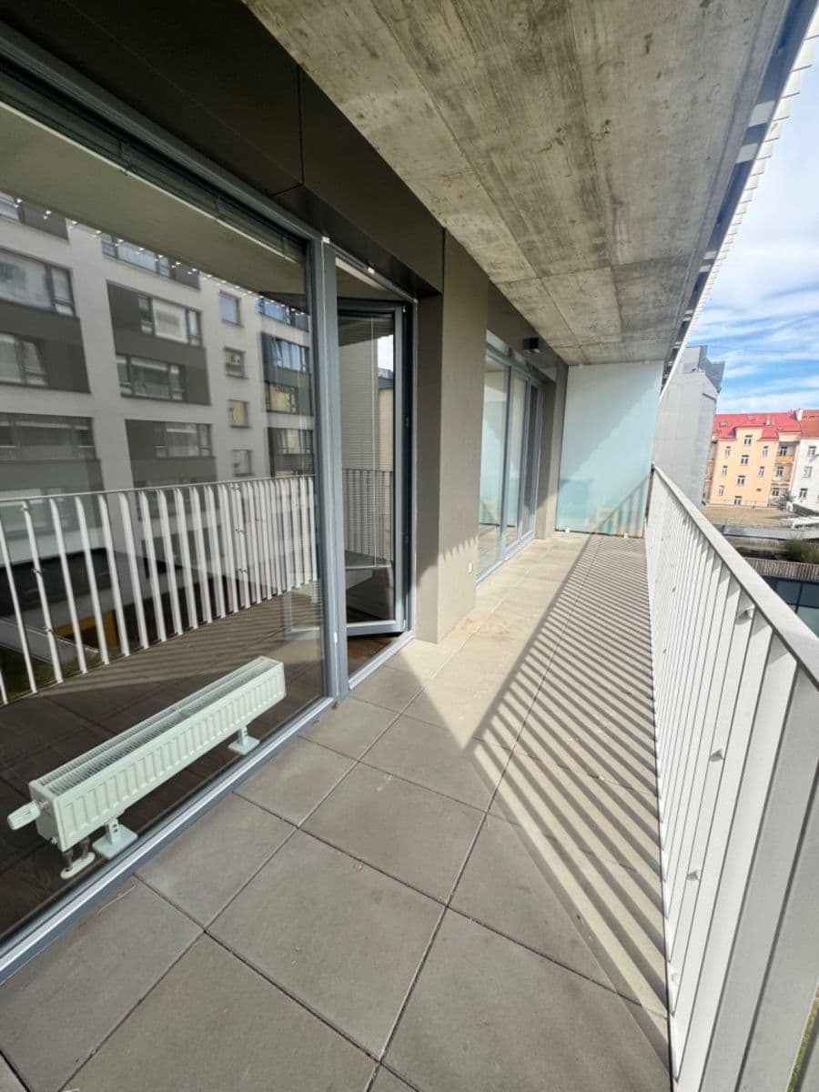 1 bedroom with open-plan kitchen flat to rent, 53 m², Sokolovská, Prague, Prague 1 bedroom with open-plan kitchen flat to rent, 53 m², Sokolovská, Prague, Prague