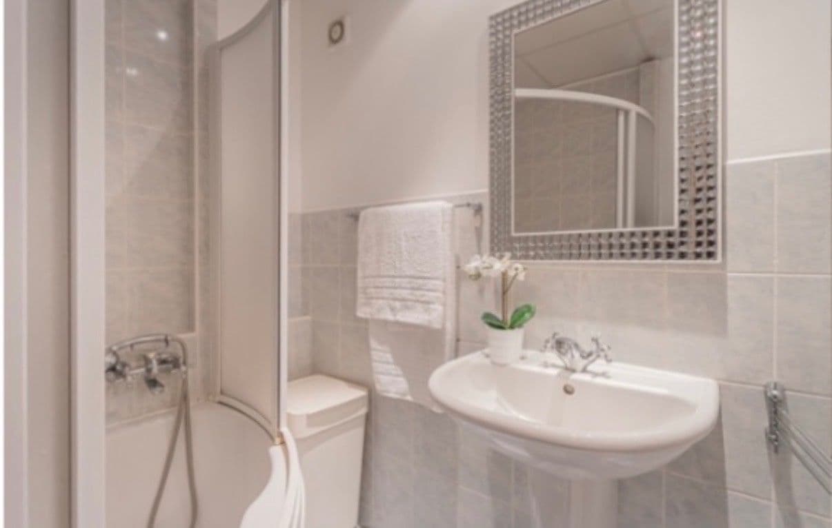 2 bedroom flat for sale, 69 m², Na rovinách, Prague, Prague 2 bedroom flat for sale, 69 m², Na rovinách, Prague, Prague