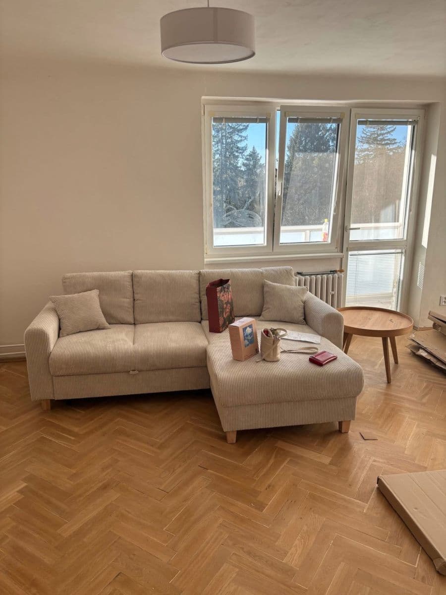 2 bedroom with open-plan kitchen flat to rent, 68 m², Sídliště Ⅰ, Kamenice, Středočeský Region 2 bedroom with open-plan kitchen flat to rent, 68 m², Sídliště Ⅰ, Kamenice, Středočeský Region