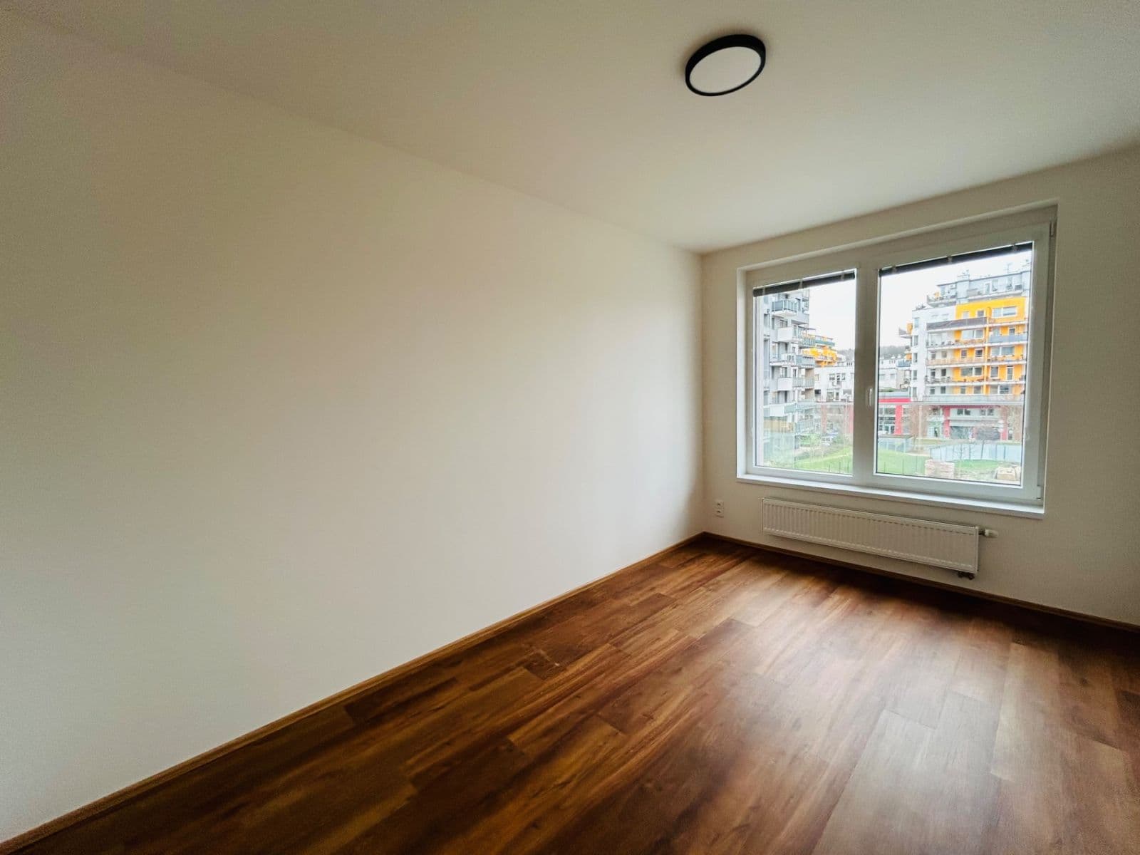 1 bedroom with open-plan kitchen flat to rent, 52 m², Pod Harfou, Prague, Prague 1 bedroom with open-plan kitchen flat to rent, 52 m², Pod Harfou, Prague, Prague