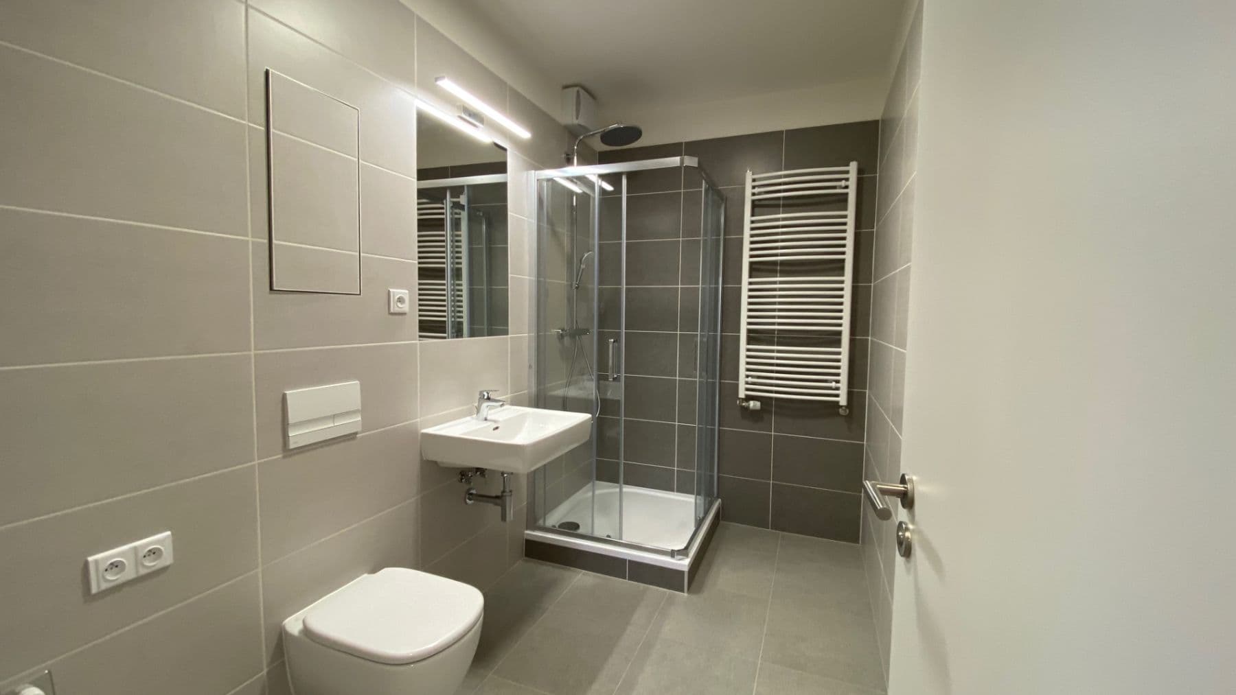 1 bedroom with open-plan kitchen flat to rent, 52 m², Pod Harfou, Prague, Prague 1 bedroom with open-plan kitchen flat to rent, 52 m², Pod Harfou, Prague, Prague