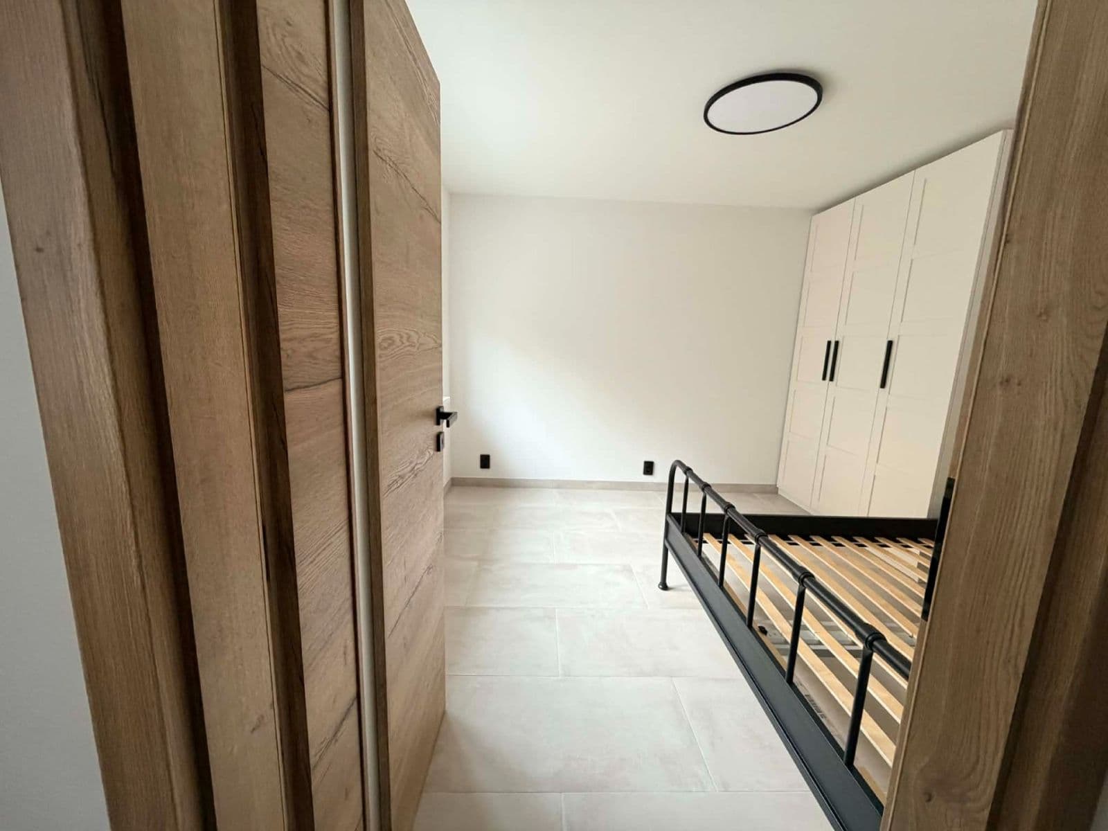 1 bedroom flat to rent, 35 m², Dřínová, Brno, Jihomoravský Region 1 bedroom flat to rent, 35 m², Dřínová, Brno, Jihomoravský Region