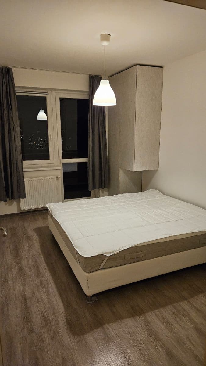 1 bedroom with open-plan kitchen flat to rent, 53 m², Říčanská, Brno, Jihomoravský Region 1 bedroom with open-plan kitchen flat to rent, 53 m², Říčanská, Brno, Jihomoravský Region