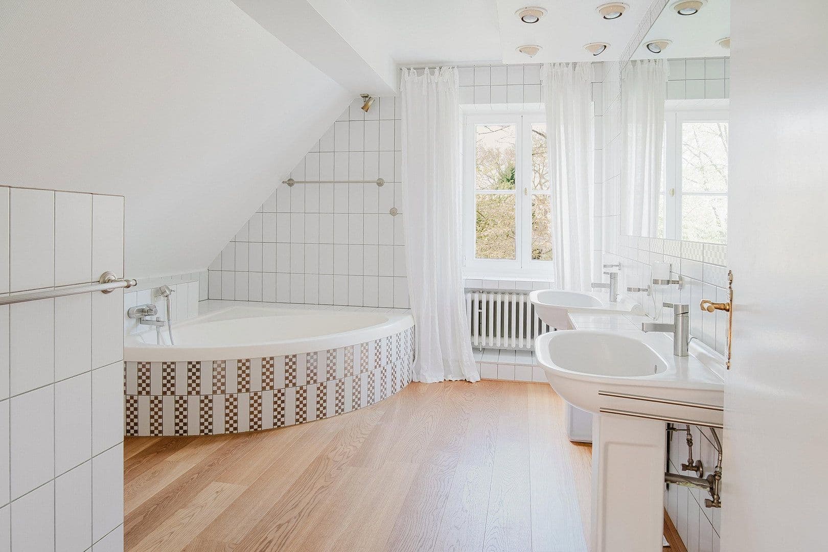 house for sale, 286 m², Krefeld, North Rhine-Westphalia house for sale, 286 m², Krefeld, North Rhine-Westphalia