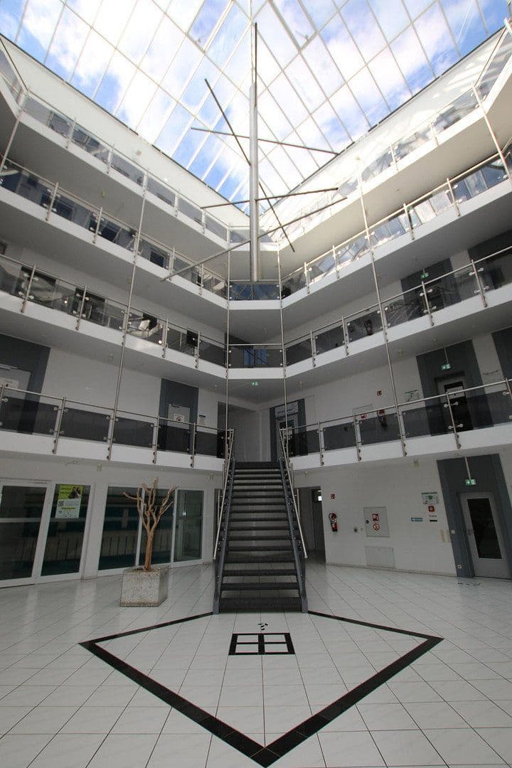 house for sale, 4,016 m², Heilbronn, Baden-Württemberg house for sale, 4,016 m², Heilbronn, Baden-Württemberg