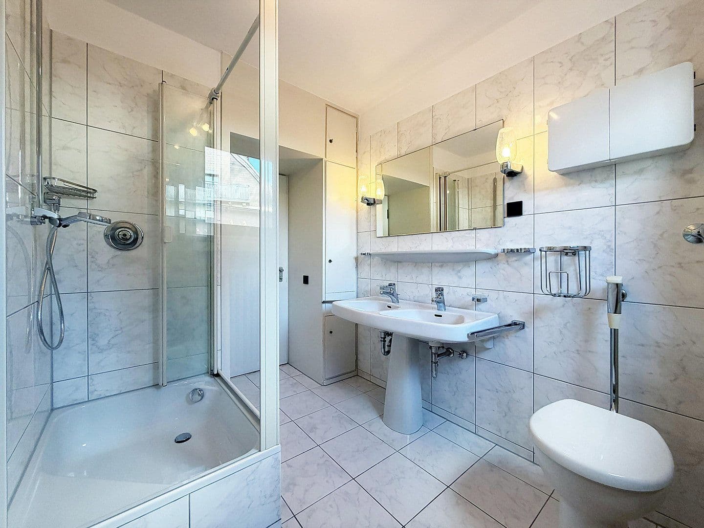 3 bedroom flat for sale, 97 m², Penningsfelder Weg 89, Köln, North Rhine-Westphalia 3 bedroom flat for sale, 97 m², Penningsfelder Weg 89, Köln, North Rhine-Westphalia