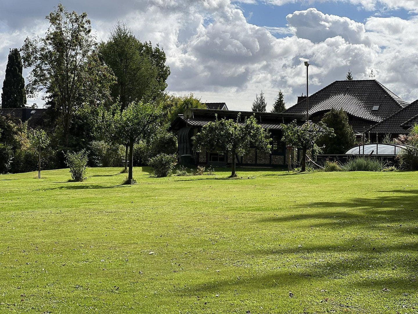 house for sale, 263 m², Rödinghausen, North Rhine-Westphalia house for sale, 263 m², Rödinghausen, North Rhine-Westphalia