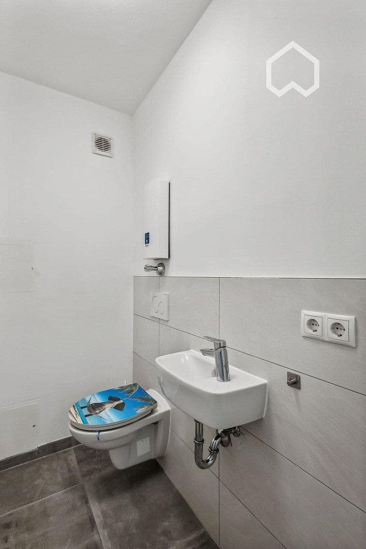 1 bedroom flat to rent, 80 m², Haunstetter Str 95, Augsburg, Bavaria 1 bedroom flat to rent, 80 m², Haunstetter Str 95, Augsburg, Bavaria