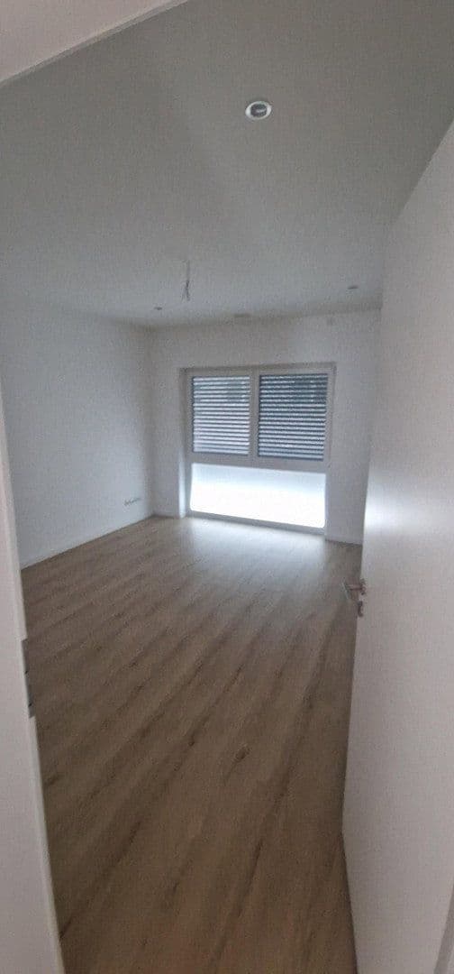 house to rent, 145 m², Weydemeyerstr 180a, Chemnitz, Saxony house to rent, 145 m², Weydemeyerstr 180a, Chemnitz, Saxony