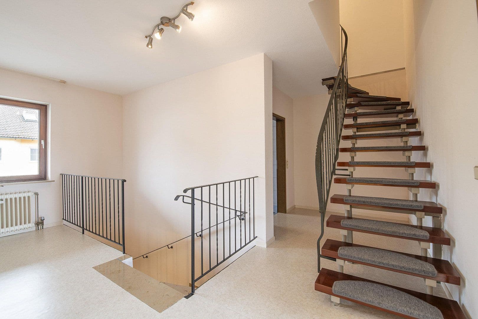 house for sale, 234 m², Kleinrinderfeld, Bavaria house for sale, 234 m², Kleinrinderfeld, Bavaria