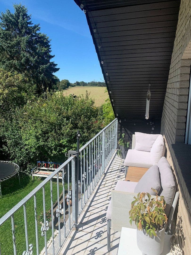 4 bedroom flat to rent, 140 m², Pulheim, North Rhine-Westphalia 4 bedroom flat to rent, 140 m², Pulheim, North Rhine-Westphalia