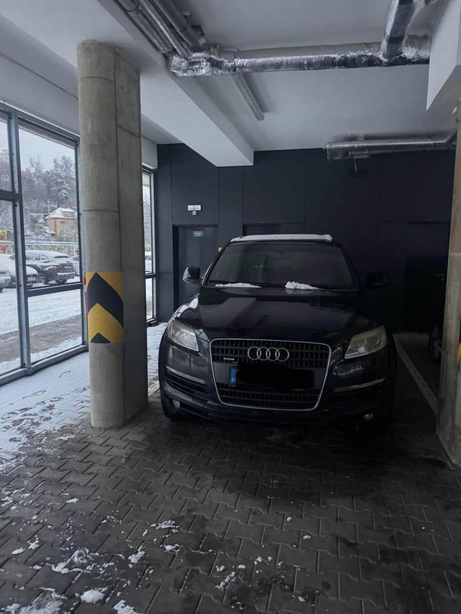 garage to rent, 12 m², Mezi Vodami, Prague, Prague garage to rent, 12 m², Mezi Vodami, Prague, Prague