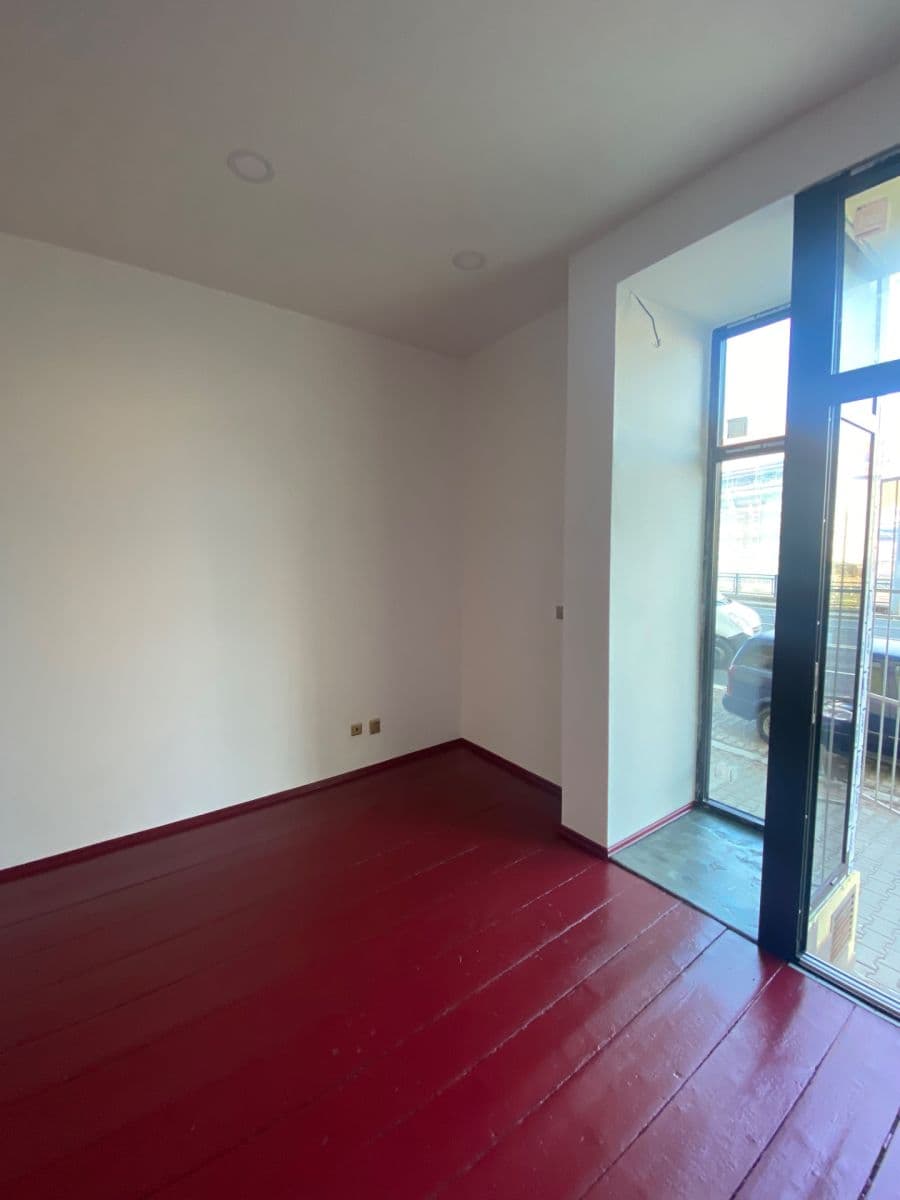 non-residential property to rent, 44 m², Borská, Plzeň, Plzeňský Region non-residential property to rent, 44 m², Borská, Plzeň, Plzeňský Region