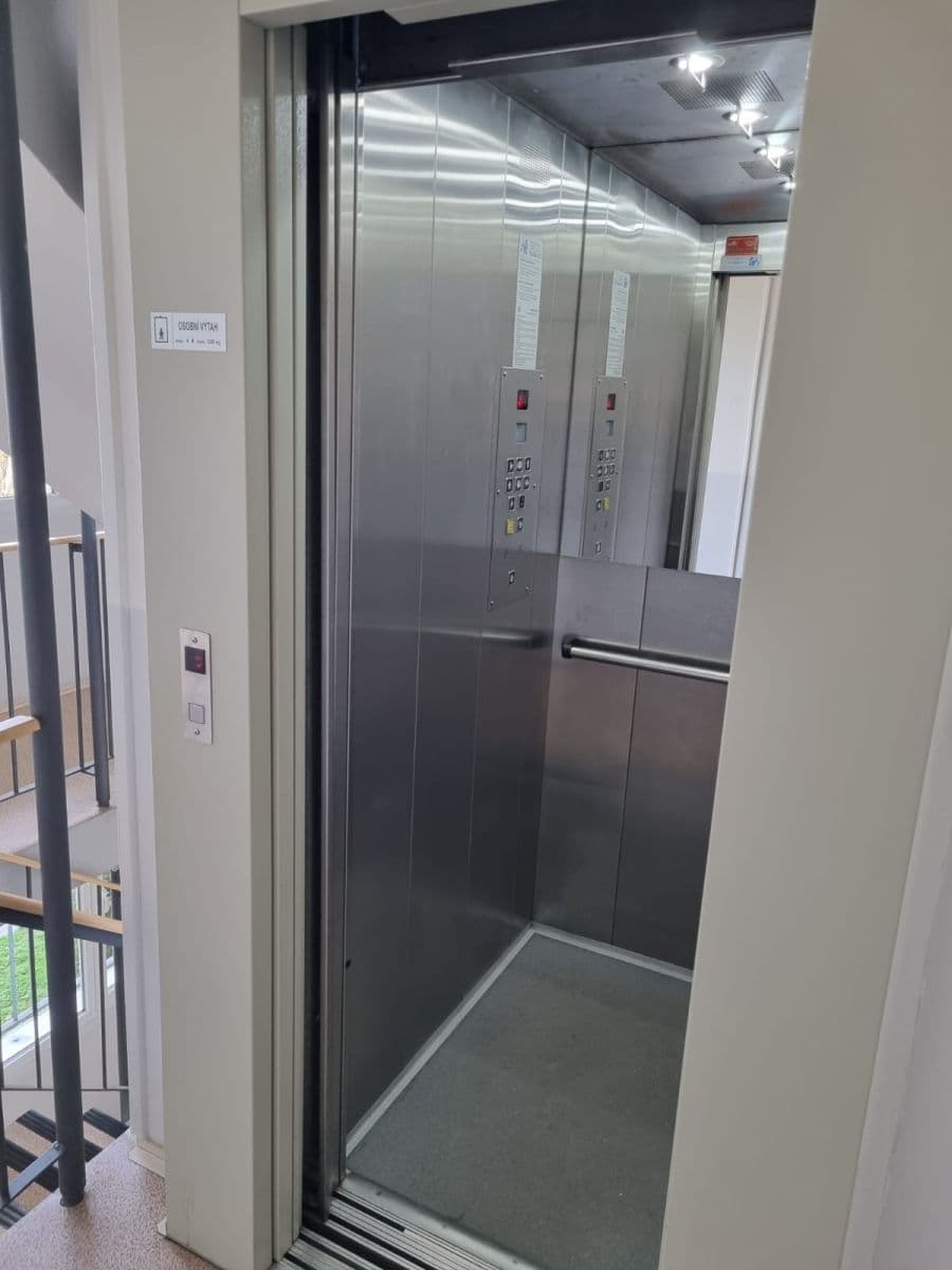 1 bedroom with open-plan kitchen flat for sale, 39 m², Šluknovská, Prague, Prague 1 bedroom with open-plan kitchen flat for sale, 39 m², Šluknovská, Prague, Prague