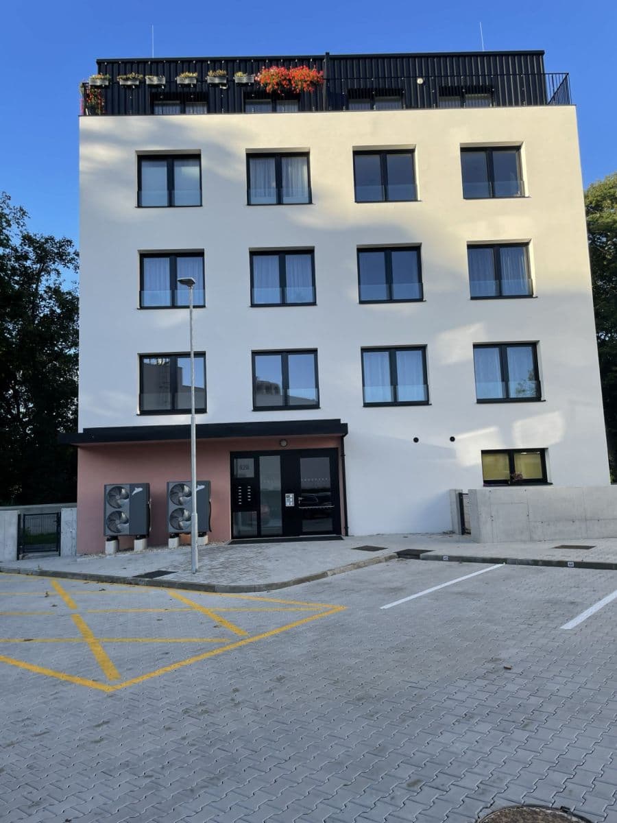 2 bedroom with open-plan kitchen flat for sale, 83 m², Na Pile, Zásmuky, Středočeský Region 2 bedroom with open-plan kitchen flat for sale, 83 m², Na Pile, Zásmuky, Středočeský Region