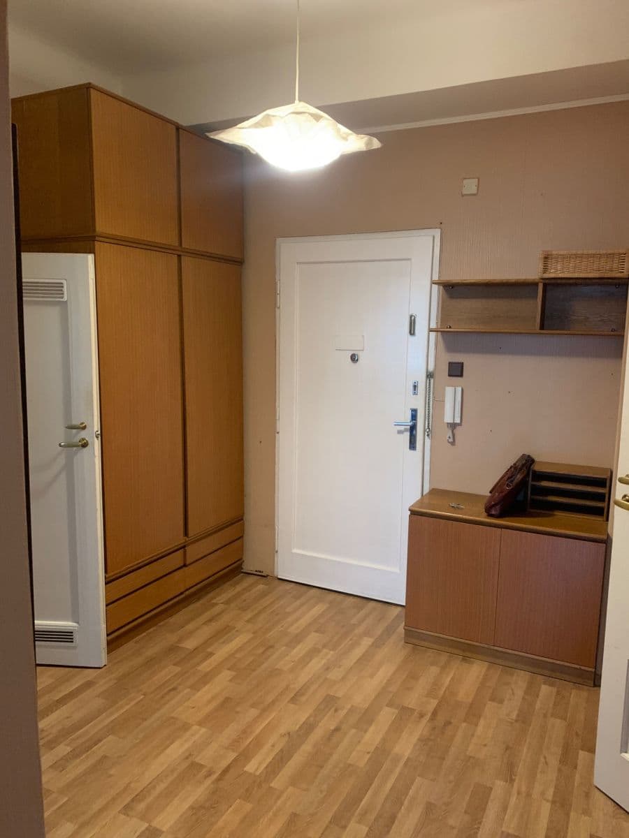 1 bedroom flat to rent, 50 m², Rooseveltova, Prague, Prague 1 bedroom flat to rent, 50 m², Rooseveltova, Prague, Prague