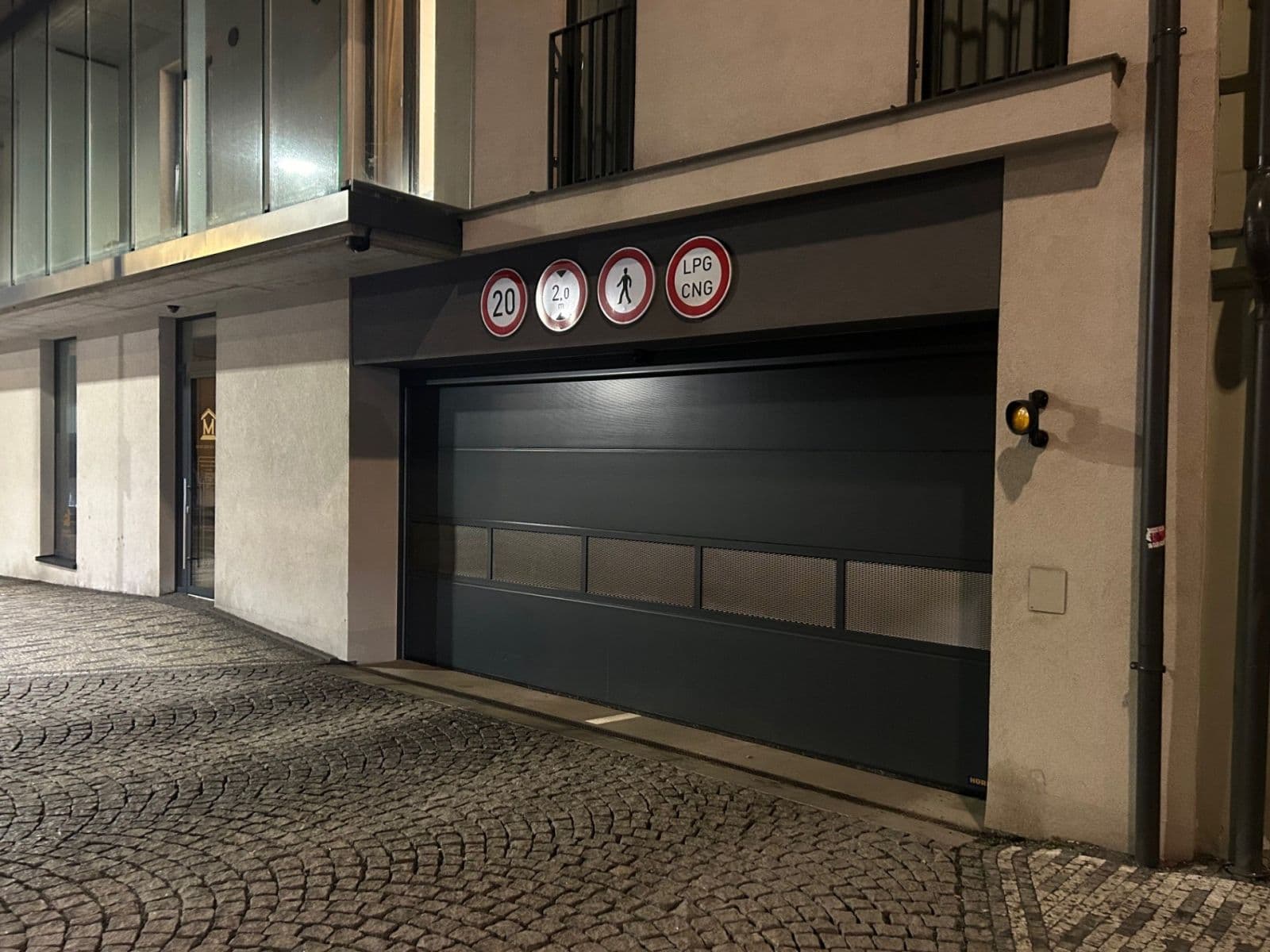 garage to rent, 13 m², Hartigova, Prague, Prague garage to rent, 13 m², Hartigova, Prague, Prague