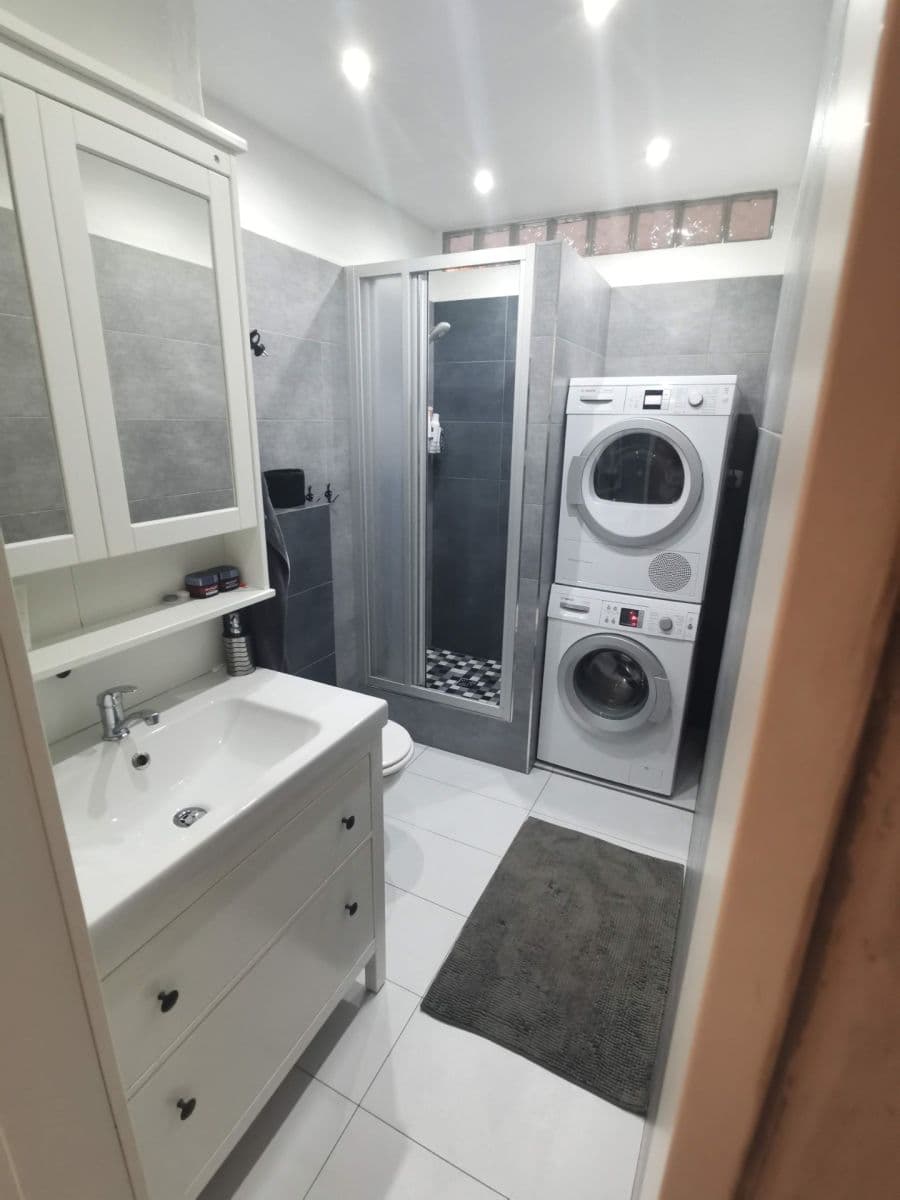 3 bedroom with open-plan kitchen flat for sale, 66 m², Pekárenská, České Budějovice, Jihočeský Region 3 bedroom with open-plan kitchen flat for sale, 66 m², Pekárenská, České Budějovice, Jihočeský Region