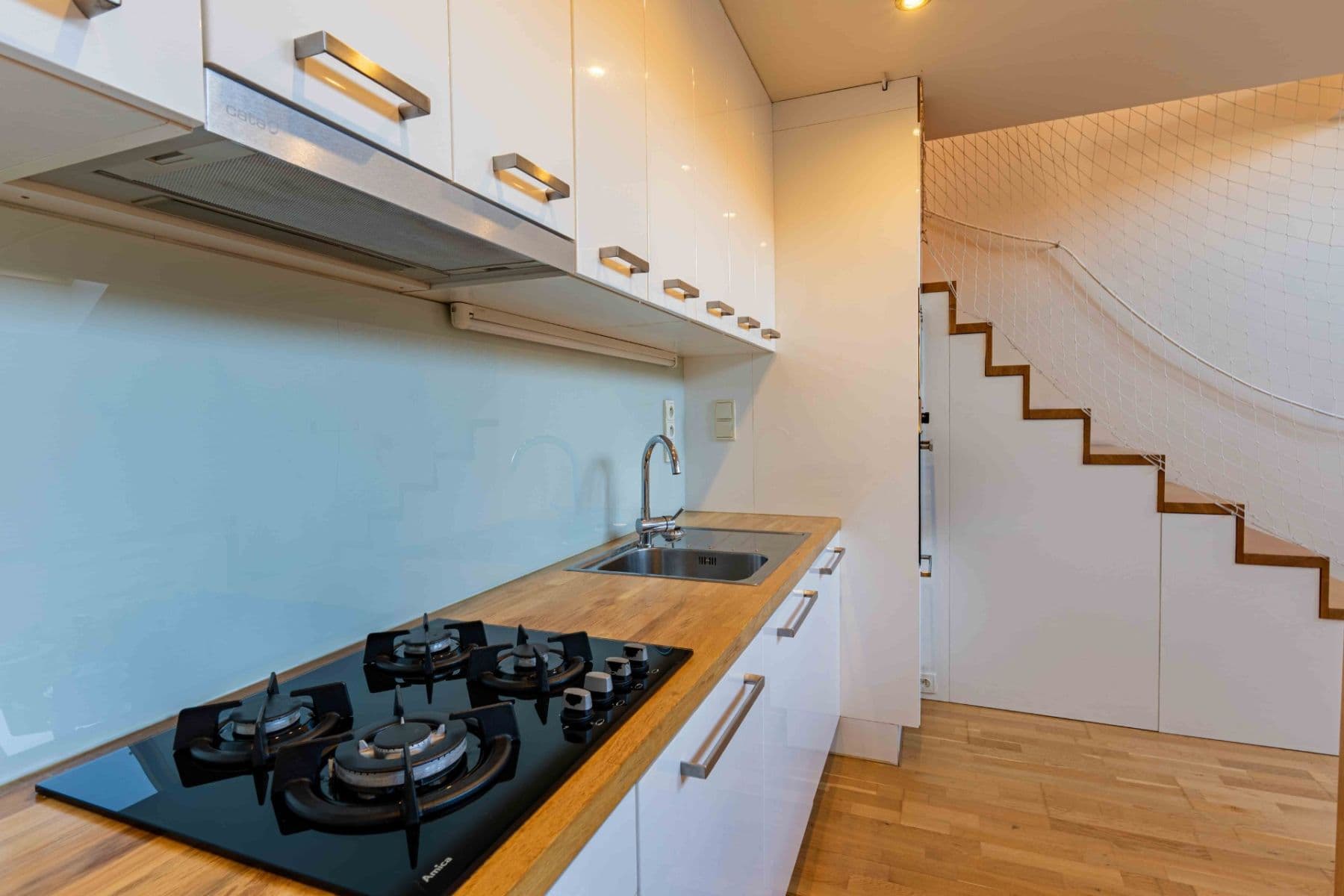 2 bedroom with open-plan kitchen flat to rent, 85 m², Čechova, Prague, Prague 2 bedroom with open-plan kitchen flat to rent, 85 m², Čechova, Prague, Prague